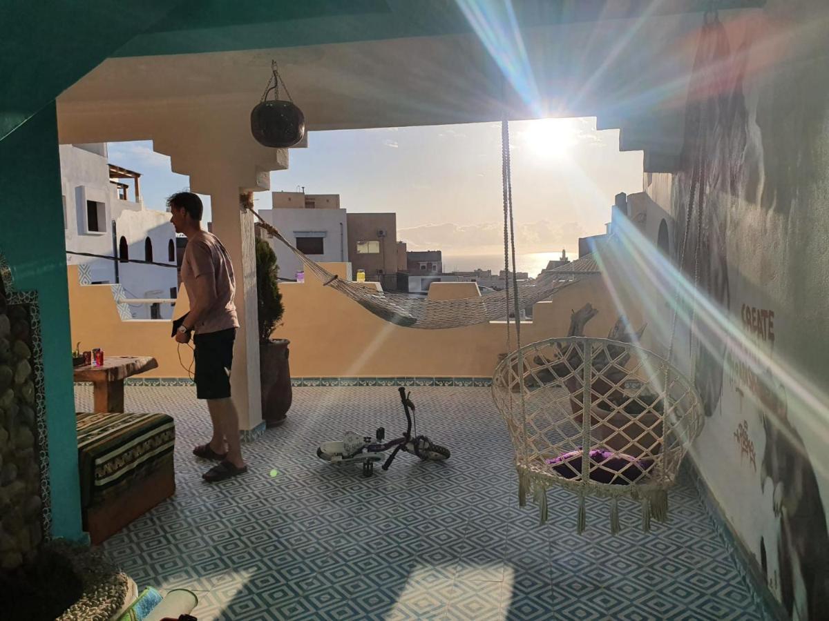 Maison Darna Guesthouse Awrir Bagian luar foto